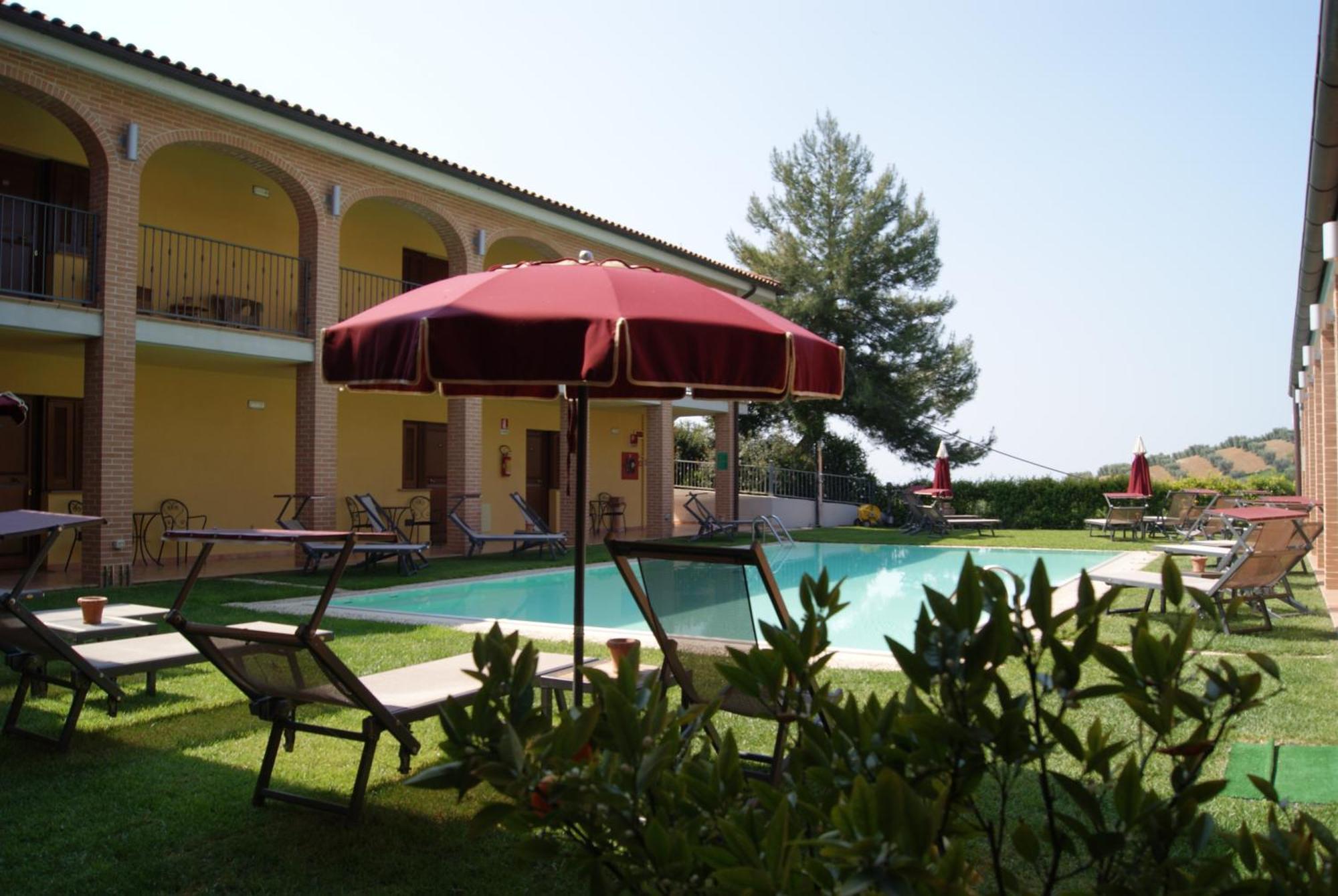 Hotel Ristorante Le Querciolaie Dei Ricci Fonteblanda Extérieur photo